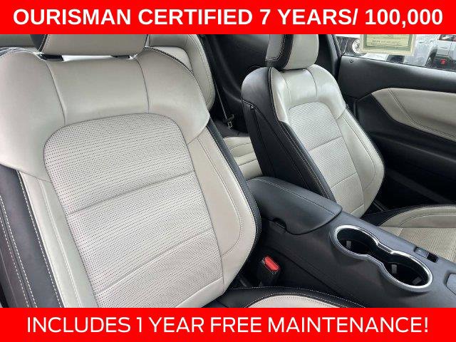 Used 2025 Ford Mustang GT Premium RWD image 13