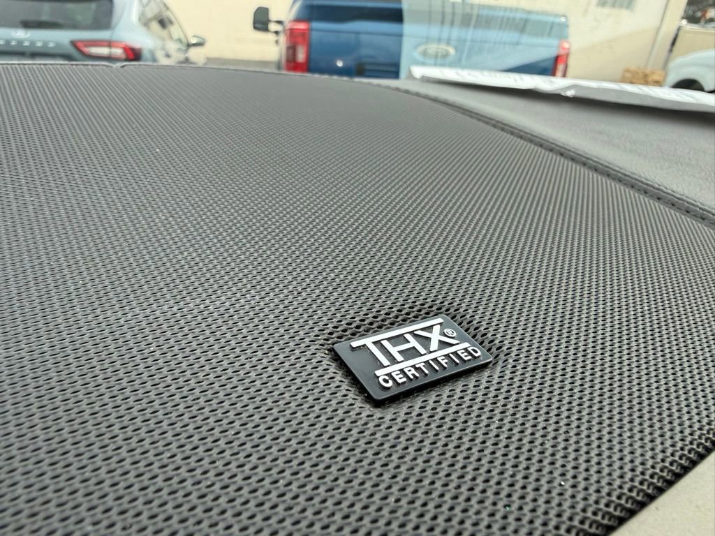 Used 2015 Lincoln MKX AWD w/ Equipment Group 102A image 23