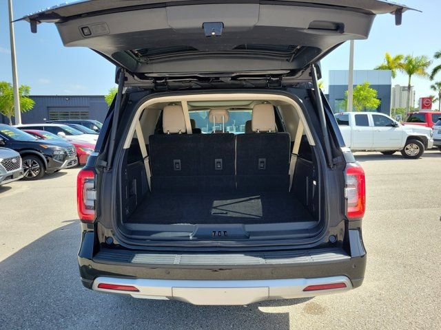 Used 2024 Ford Expedition Max Limited RWD image 11