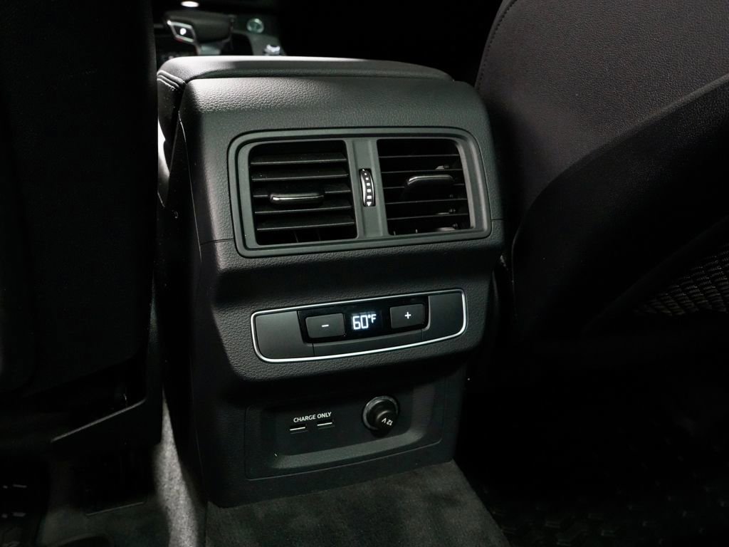 Used 2024 Audi Q5 2.0T Premium image 30