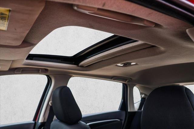Used 2018 Honda Fit EX image 11