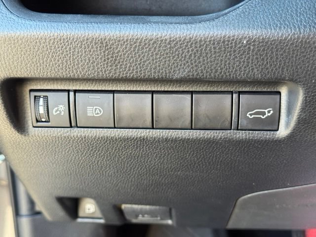 Used 2022 Toyota RAV4 XLE w/ Convenience Package AWD/4WD image 26