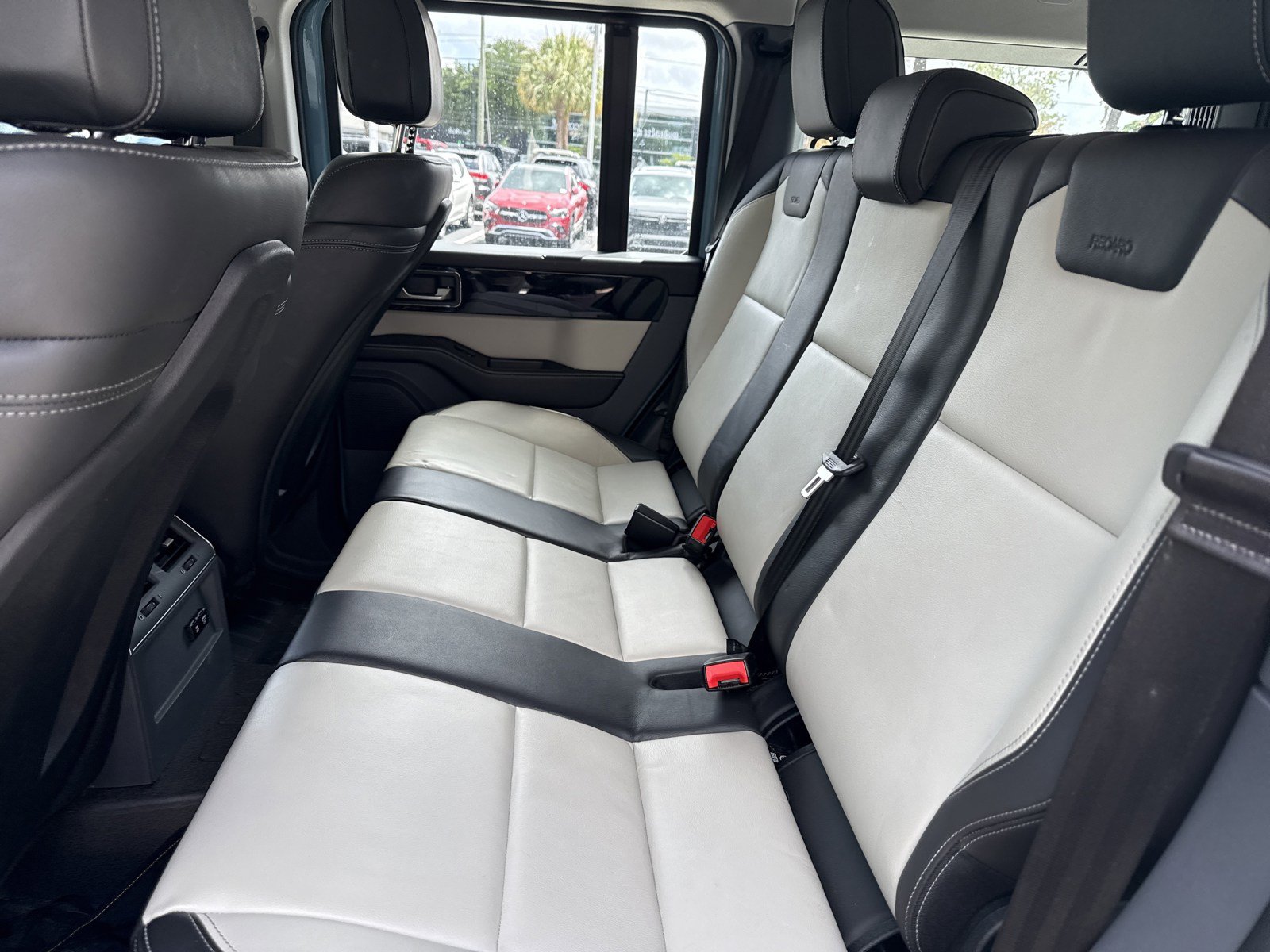 Used 2024 INEOS Grenadier AWD/4WD image 17