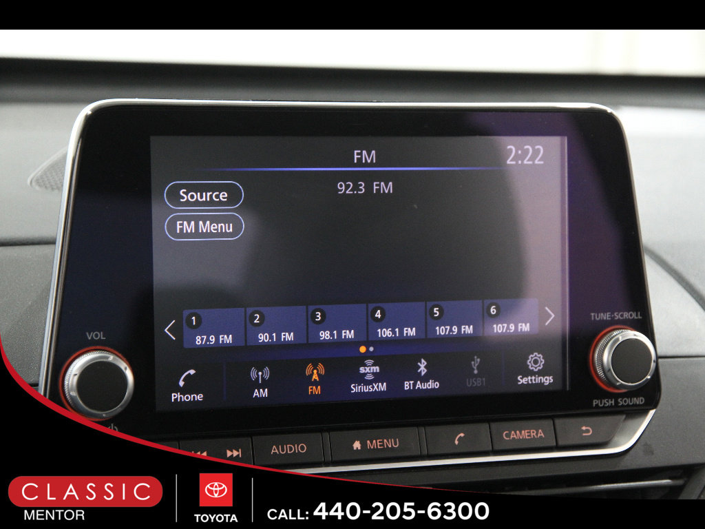 Used 2024 Nissan Altima 2.5 SV image 10