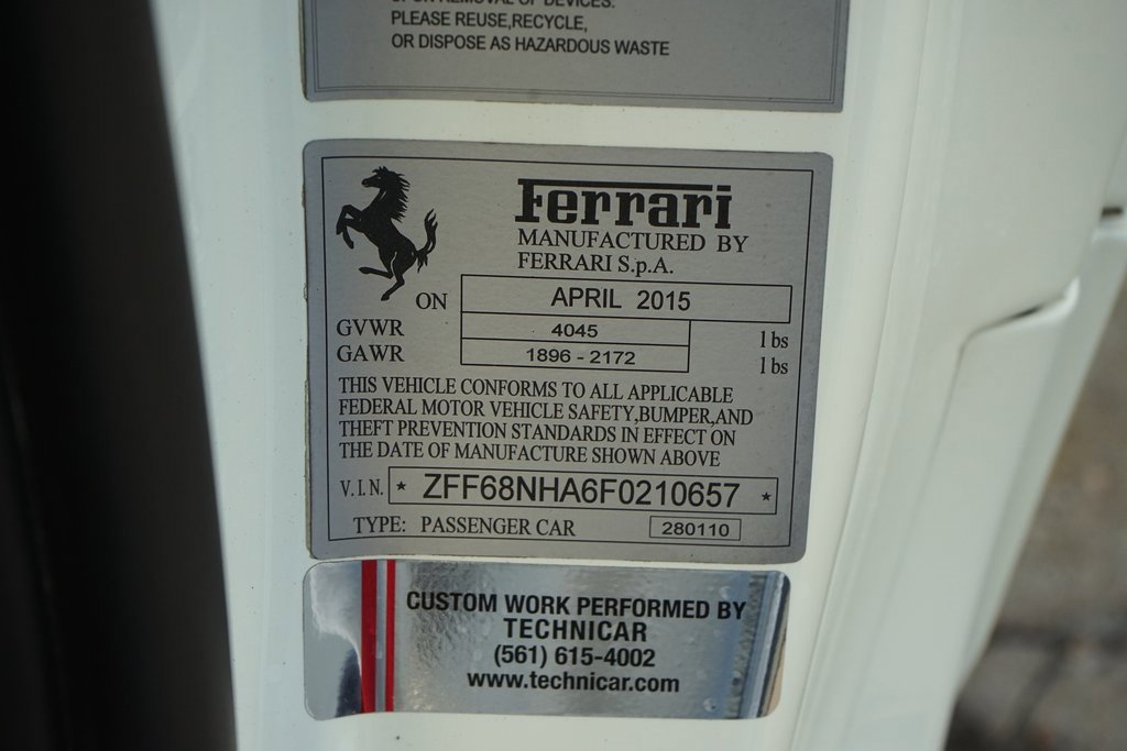 Used 2015 Ferrari 458 Spider image 32