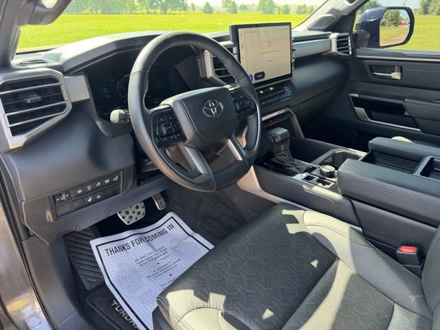 Used 2025 Toyota Tundra Limited AWD/4WD image 13