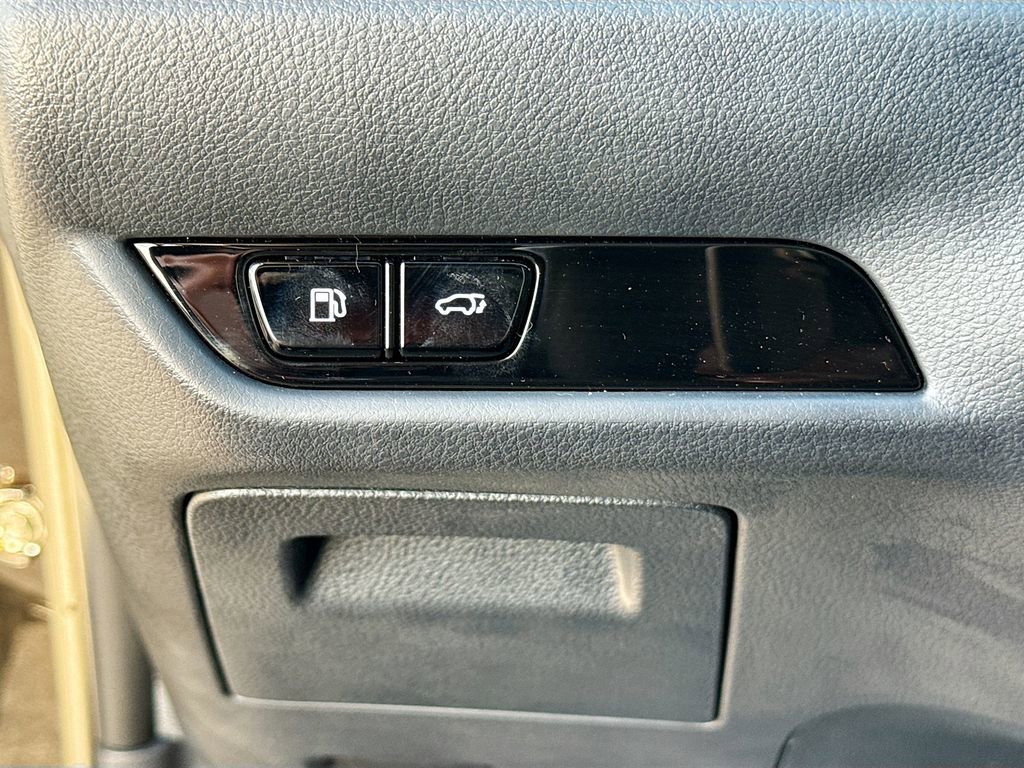 Used 2025 Lexus NX 350 F Sport image 36