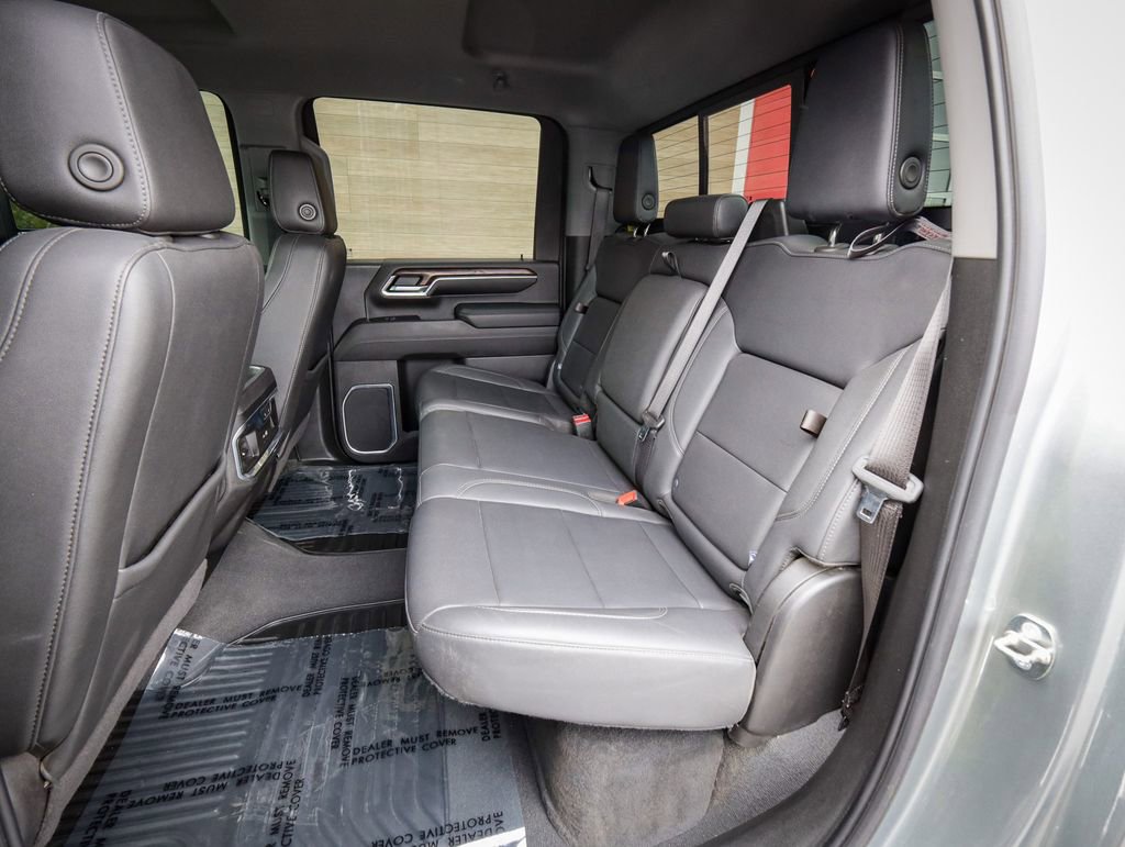 Used 2024 GMC Sierra 2500 SLT w/ Max Trailering Package AWD/4WD image 30