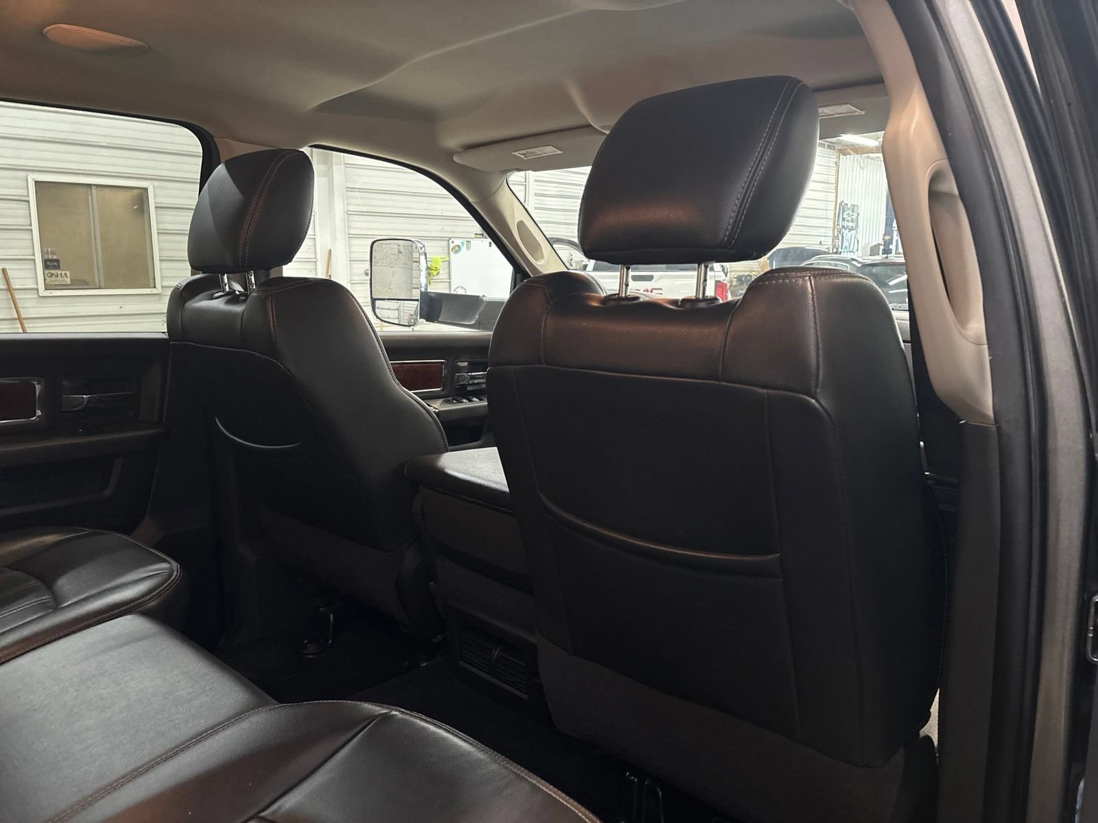Used 2011 RAM 2500 Laramie w/ Protection Group AWD/4WD image 28