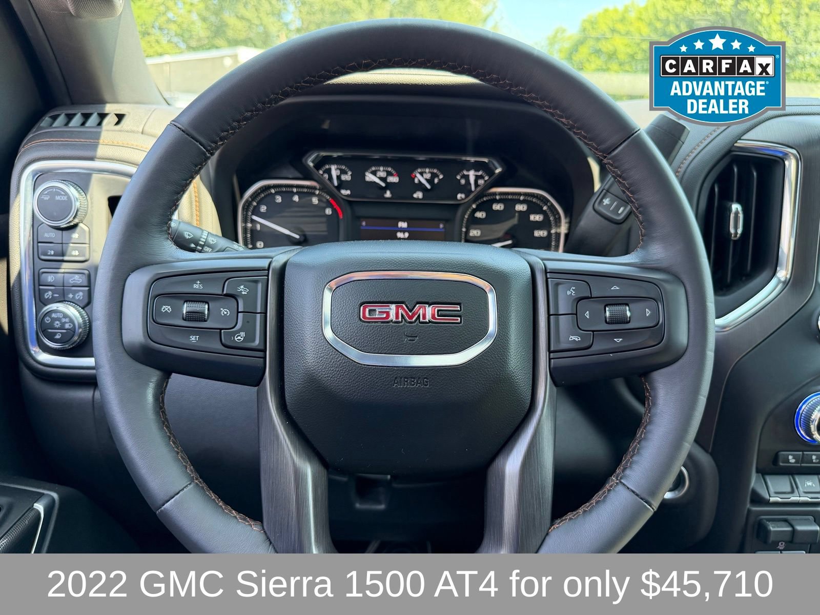 Used 2022 GMC Sierra 1500 AT4 w/ AT4 Premium Package AWD/4WD image 12
