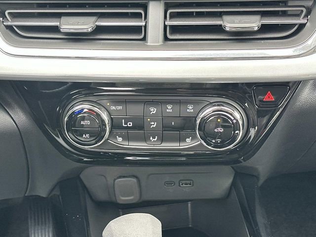 New 2026 Chevrolet Trax LT w/ Driver Confidence Package image 14