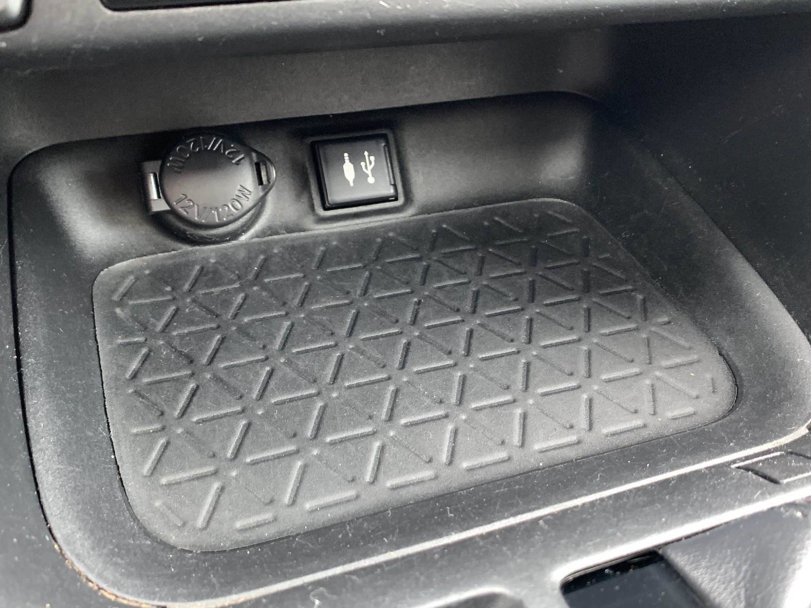 Used 2019 Toyota RAV4 XLE Premium w/ Cold Weather Package image 28
