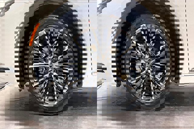 New 2026 Toyota Prius XLE image 12