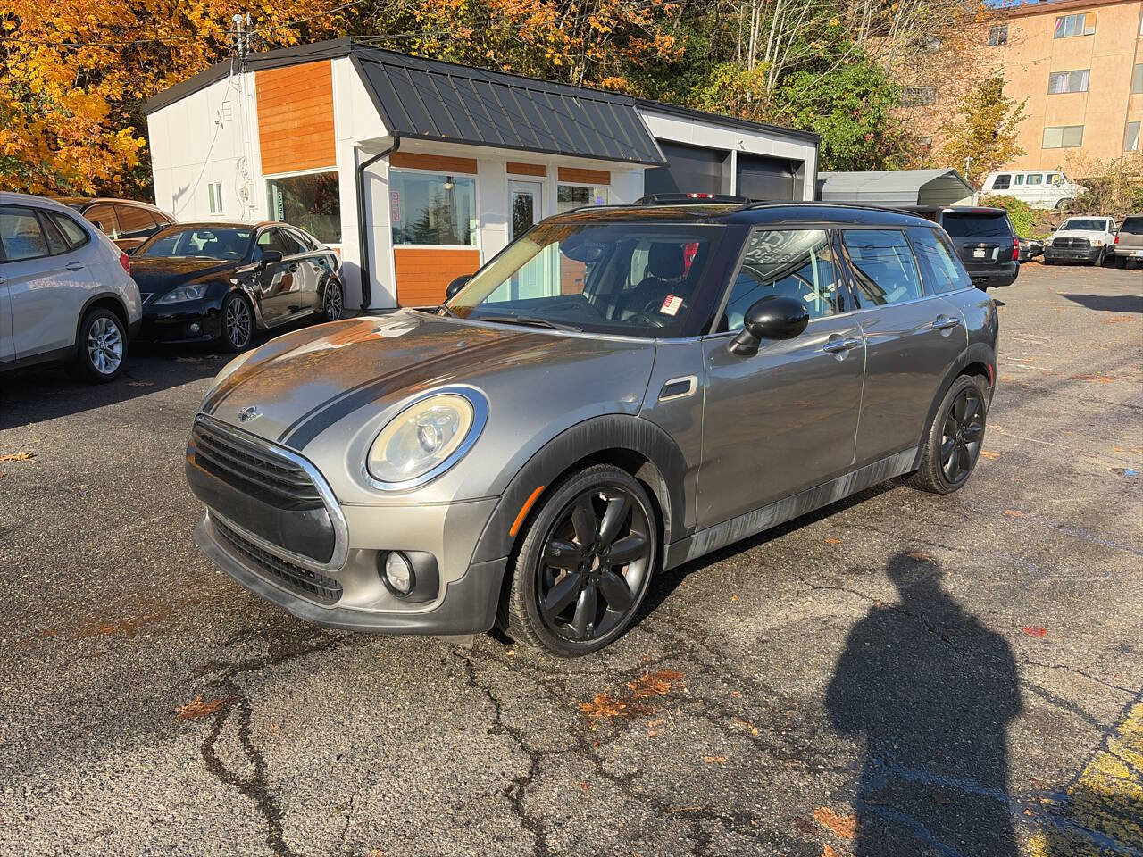 Used 2016 MINI Cooper Clubman image 1