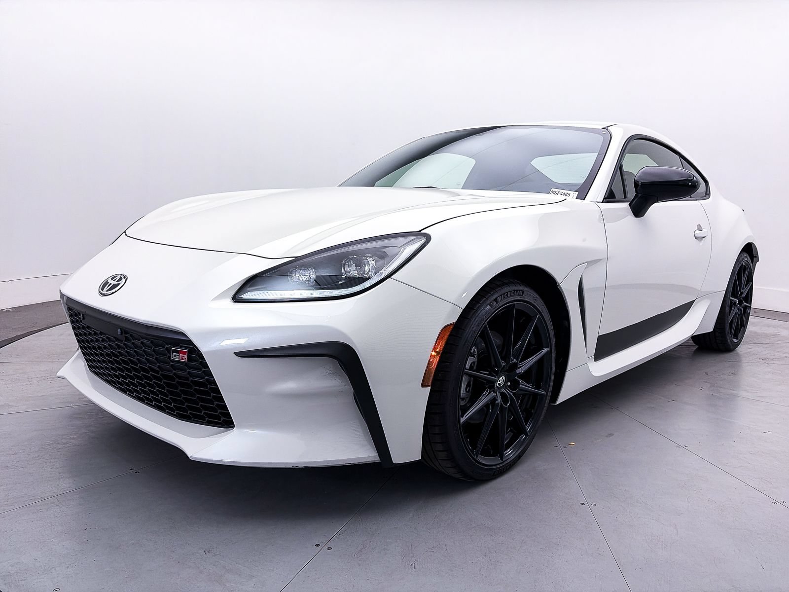 Used 2024 Toyota GR86 Premium RWD image 11