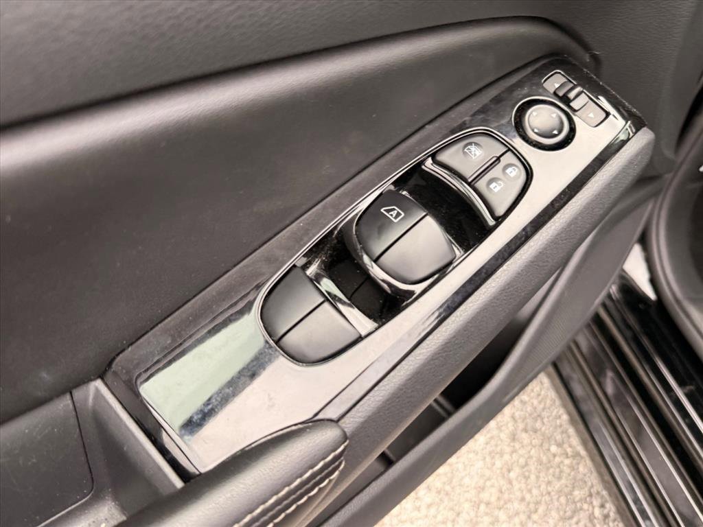 Used 2023 Nissan Altima 2.5 SV image 14