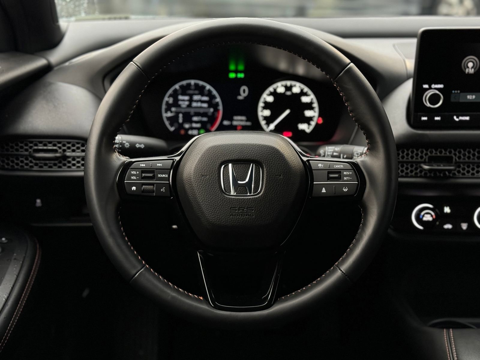 Certified 2025 Honda HR-V Sport image 17