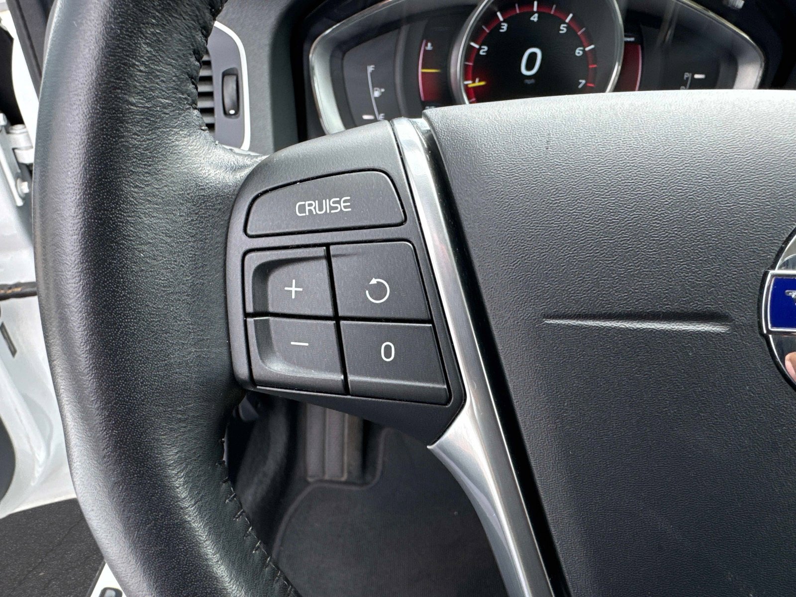 Used 2016 Volvo S60 T5 Premier w/ Convenience Package image 30