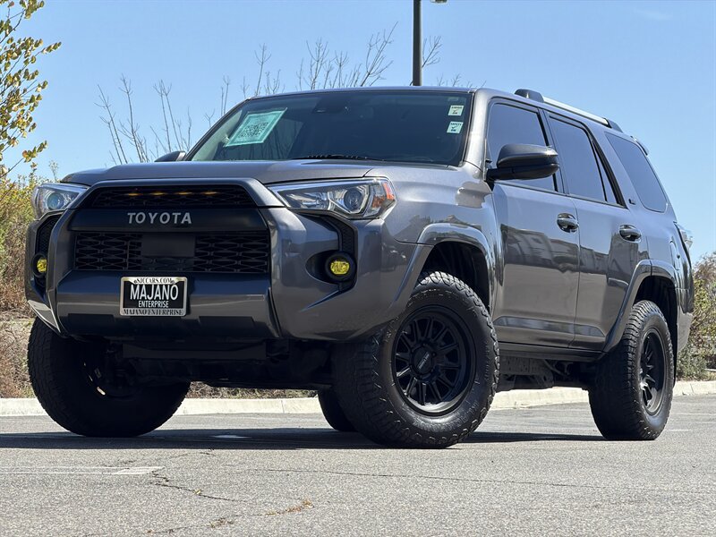Used 2021 Toyota 4Runner SR5 RWD image 1