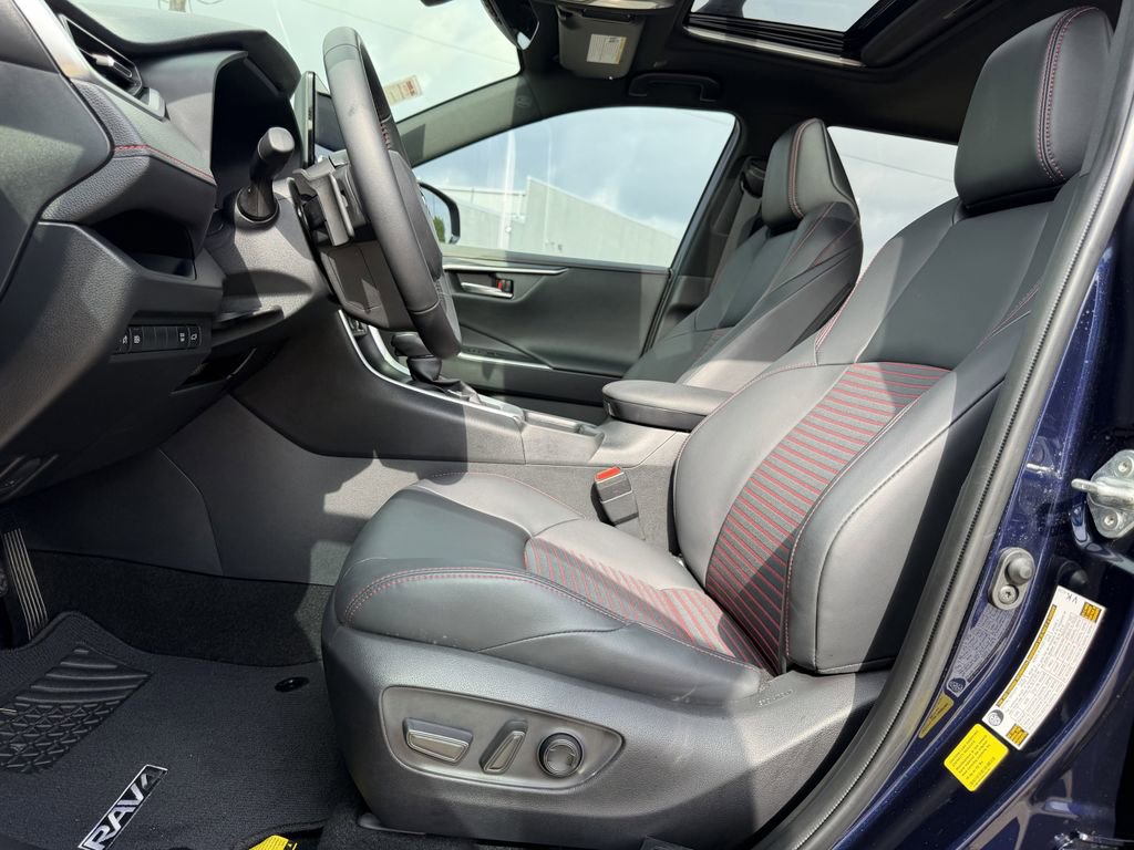 Certified 2025 Toyota RAV4 XSE AWD/4WD image 27