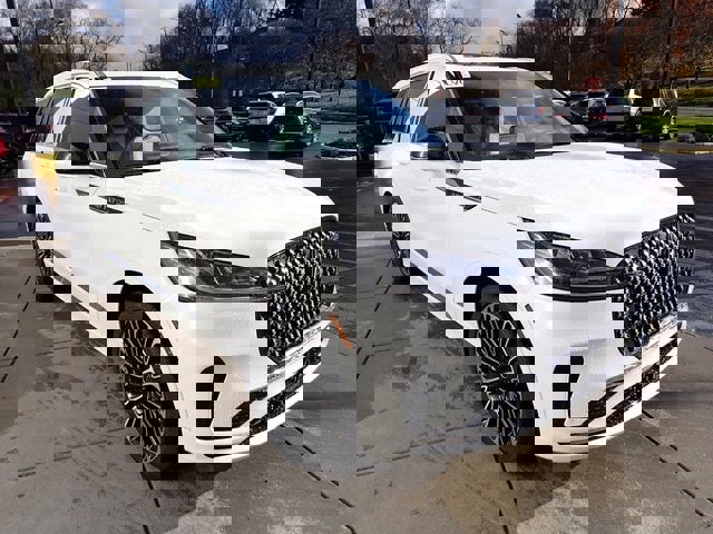 New 2026 Lincoln Aviator Black Label w/ Dynamic Handling Package image 8