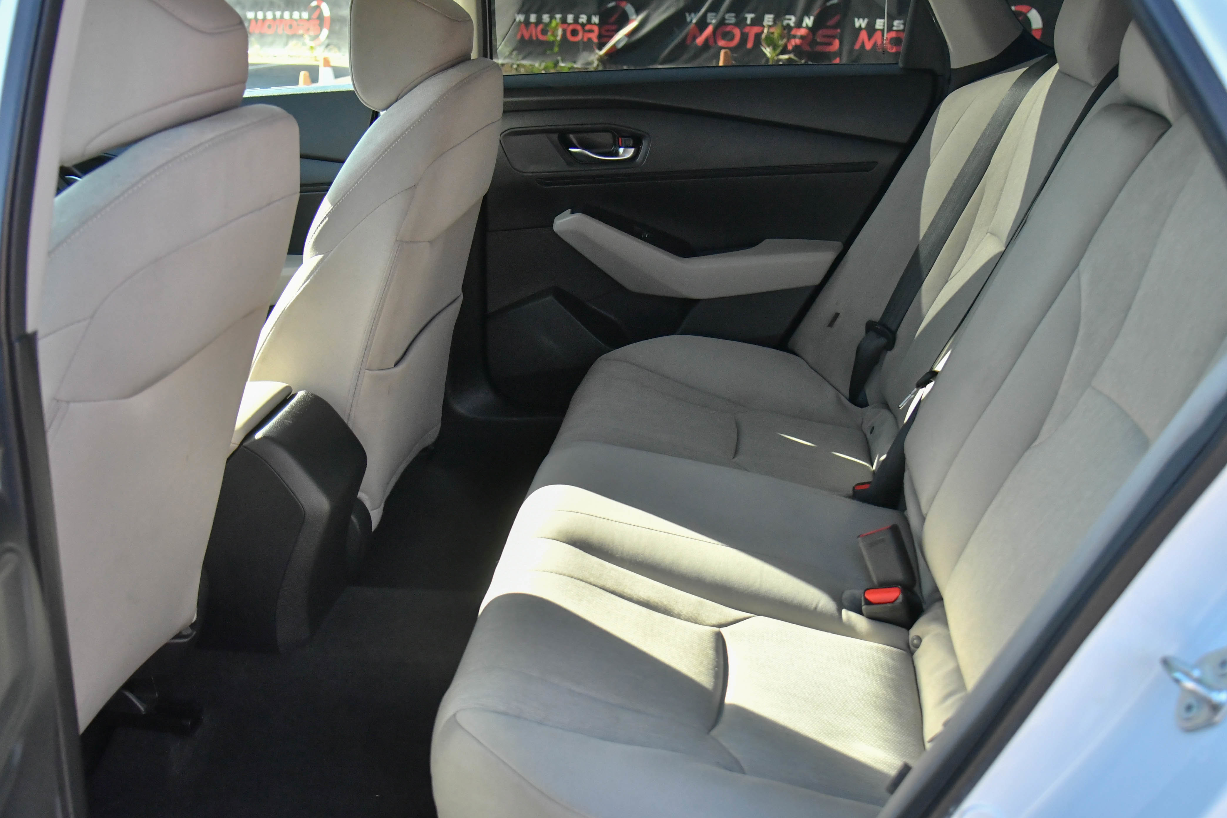 Used 2023 Honda Accord LX image 32