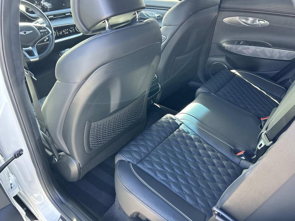 Used 2025 Genesis GV70 3.5T Sport w/ Sport Advanced Package image 22