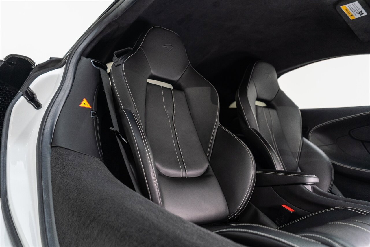 Used 2019 McLaren 570S Coupe RWD image 34