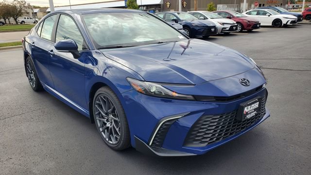 New 2025 Toyota Camry SE