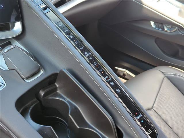 Used 2025 Chevrolet Corvette Z06 RWD image 15