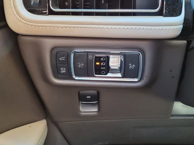 Used 2021 Lincoln Nautilus FWD image 30