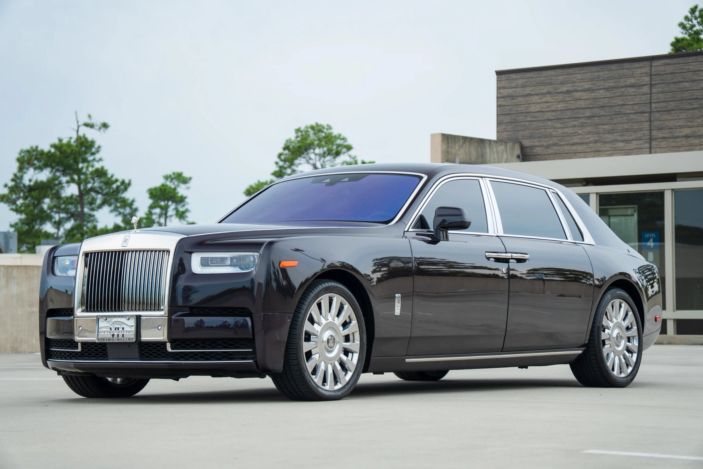 Used 2018 Rolls-Royce Phantom Extended Wheelbase RWD image 10