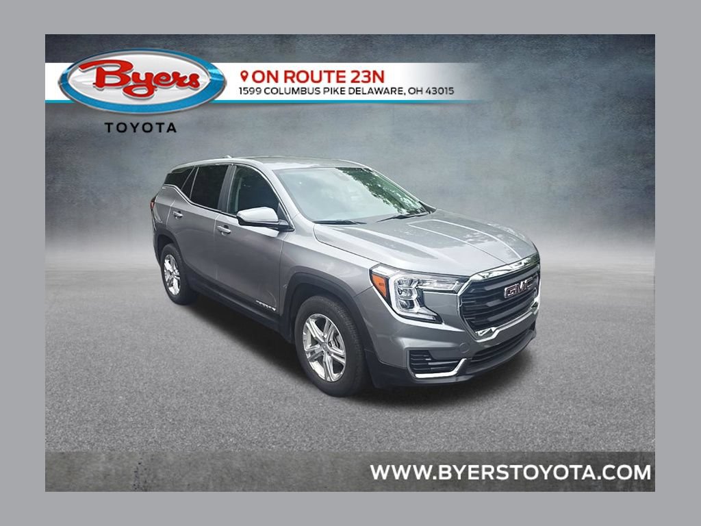 Used 2023 GMC Terrain SLE FWD image 1