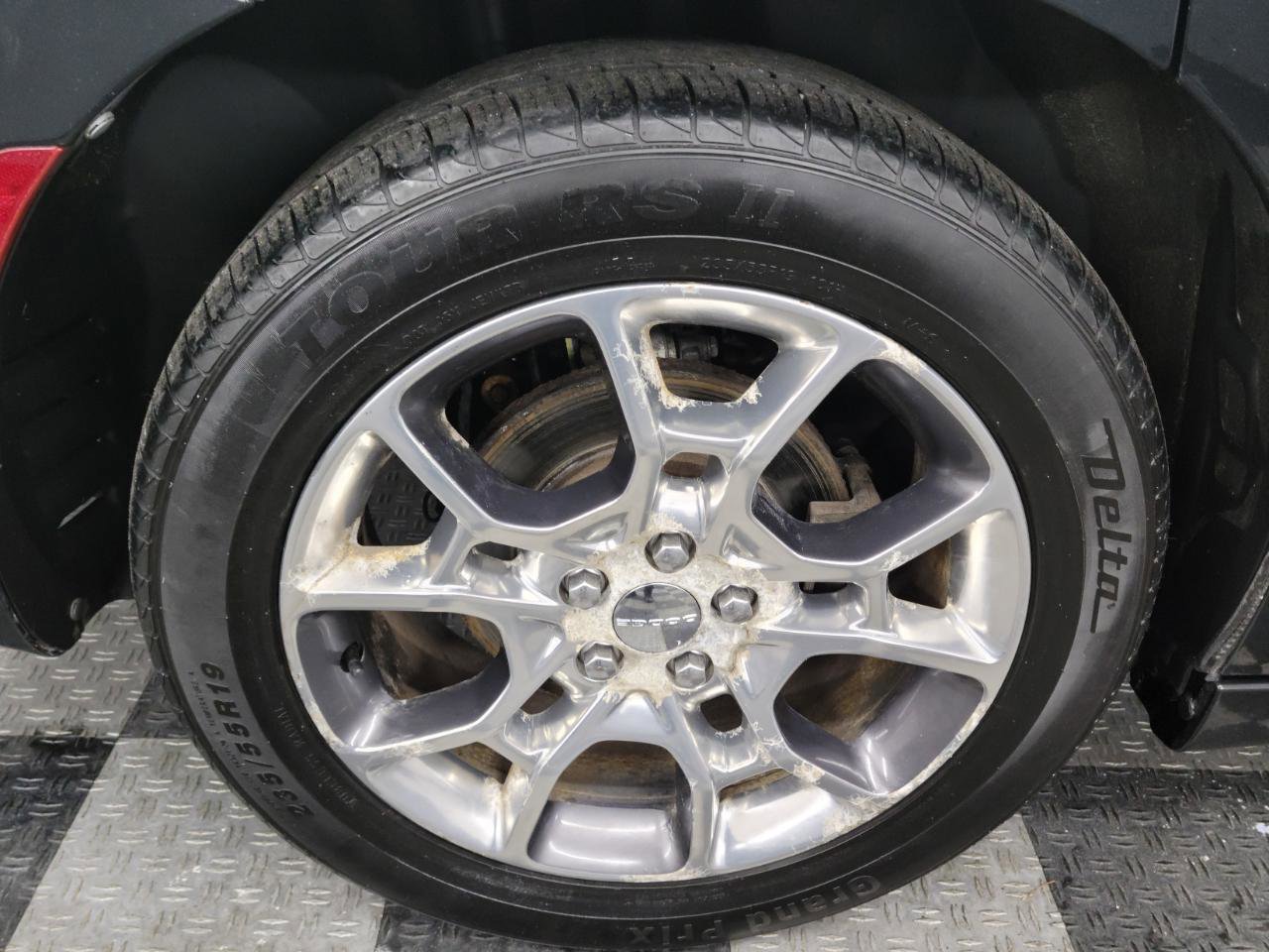 Used 2015 Dodge Charger SXT w/ AWD Premium Group image 29