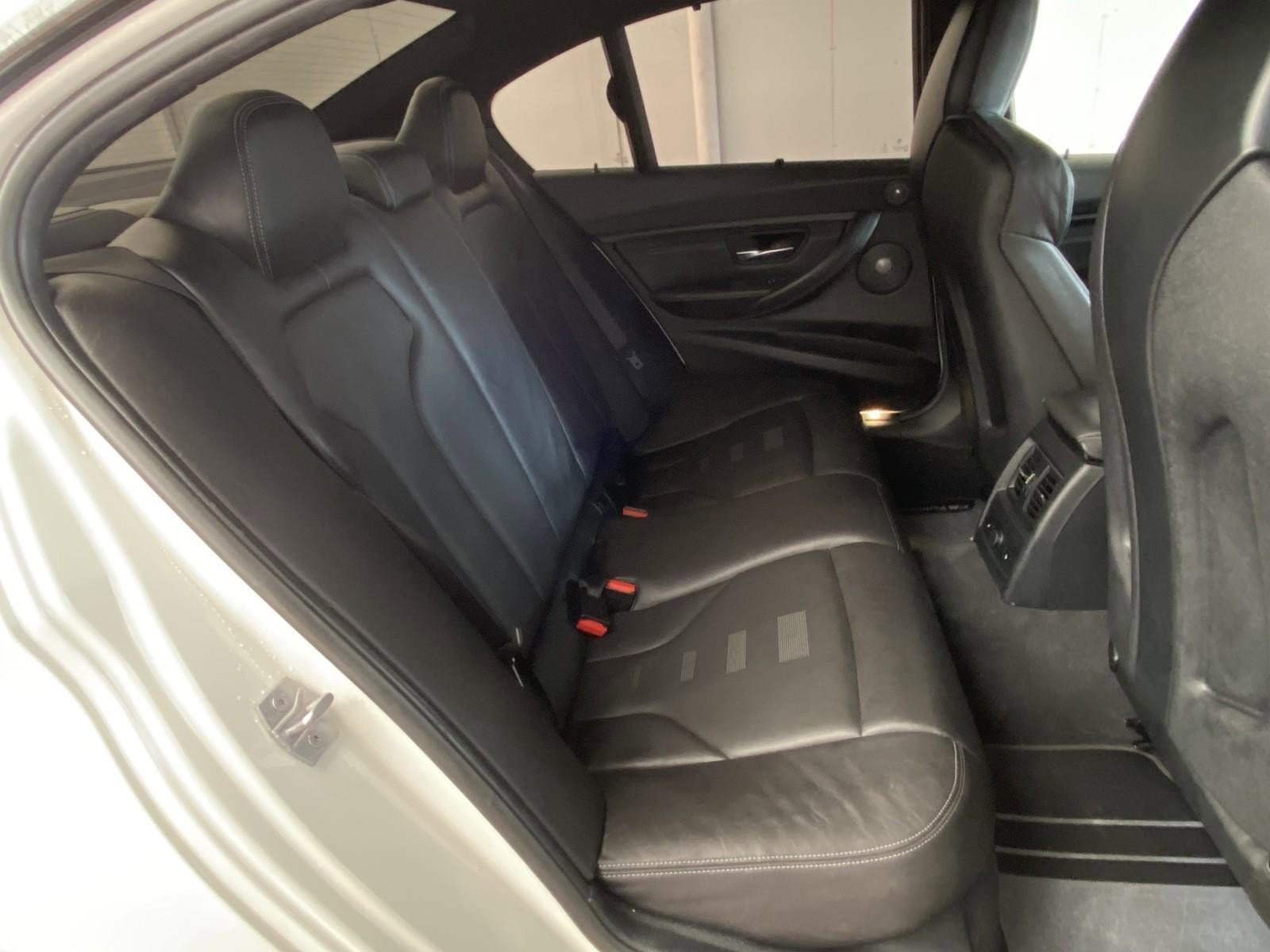 Used 2017 BMW M3 RWD image 12