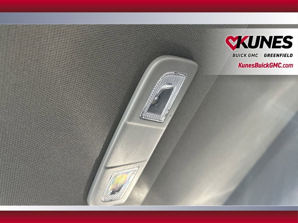 Used 2025 Chevrolet Silverado 1500 LT image 36