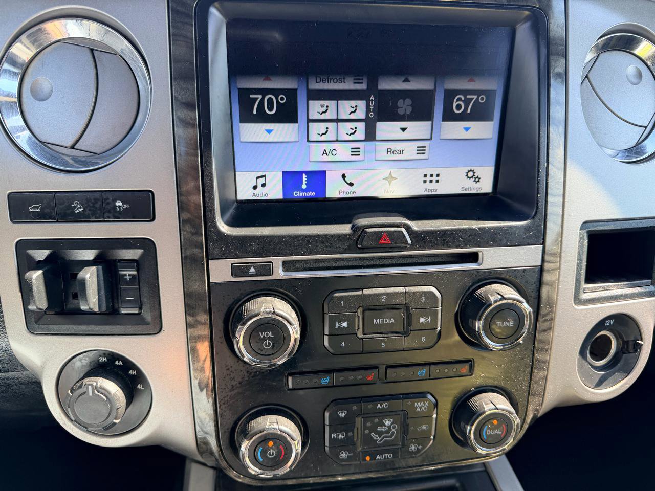 Used 2016 Ford Expedition EL Limited image 23