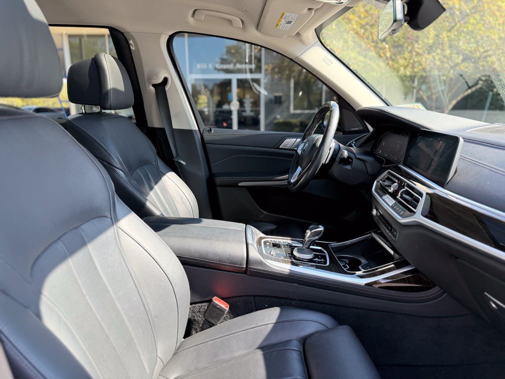 Used 2021 BMW X7 xDrive40i AWD/4WD image 28