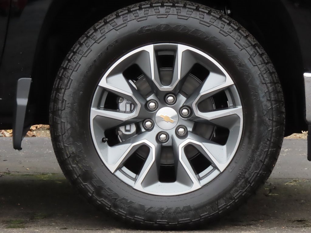 New 2026 Chevrolet Silverado 1500 LT image 17