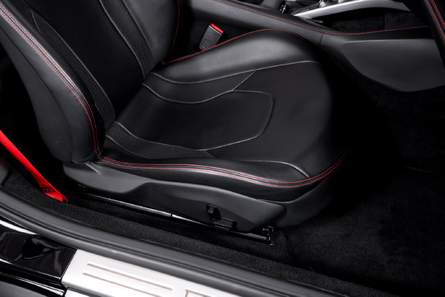 Certified 2020 Ferrari Portofino RWD image 58