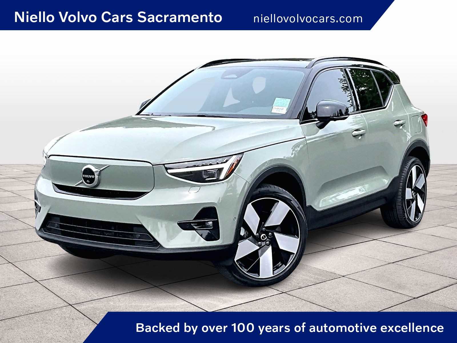 Used 2023 Volvo XC40 Recharge Ultimate AWD/4WD image 1
