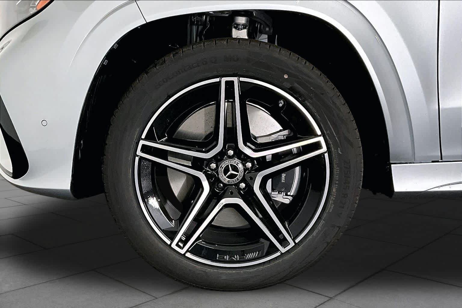 New 2027 Mercedes-Benz GLS 450 4MATIC image 18