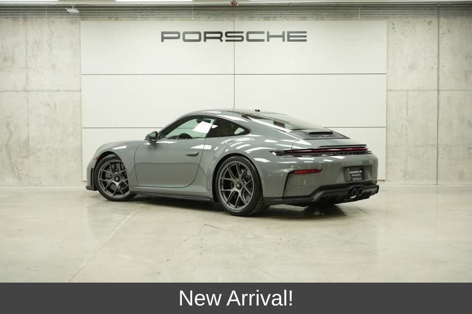 Used 2026 Porsche 911 GT3 RWD image 3