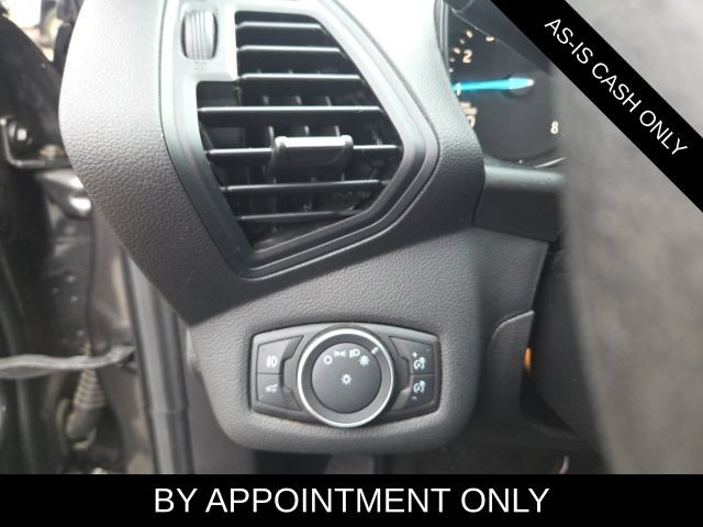 Used 2017 Ford Escape SE FWD image 14