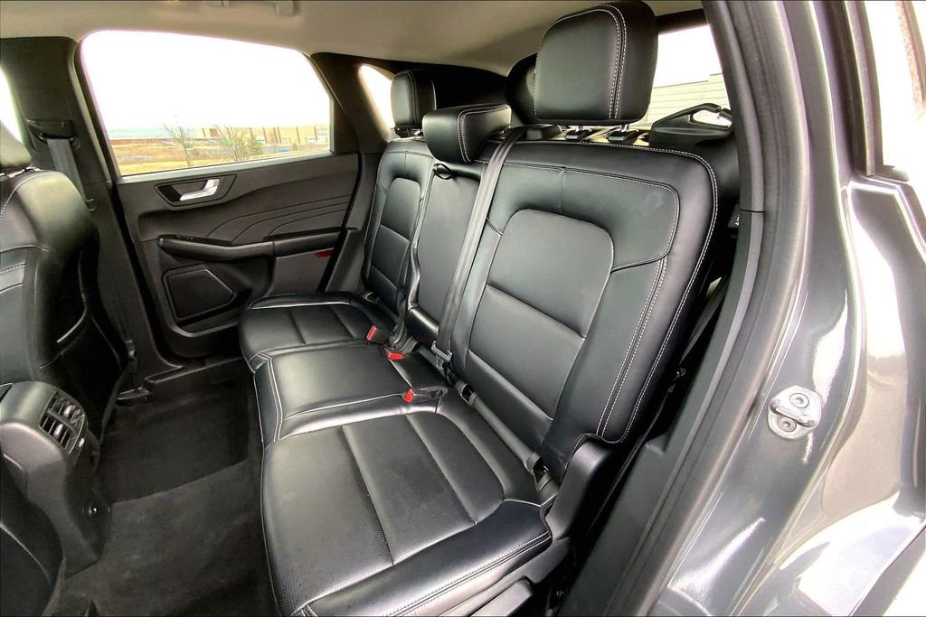Used 2023 Ford Escape Platinum image 20