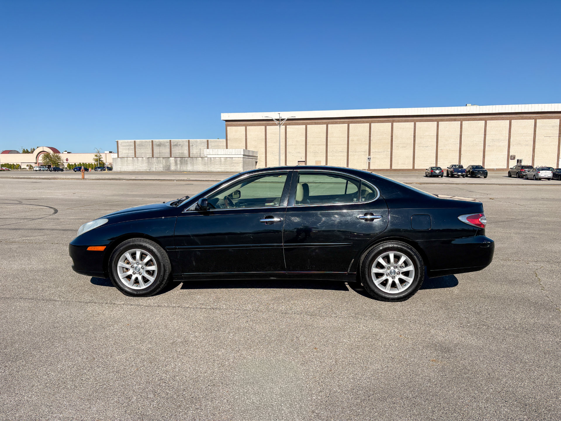 Used 2004 Lexus ES 330 FWD image 5