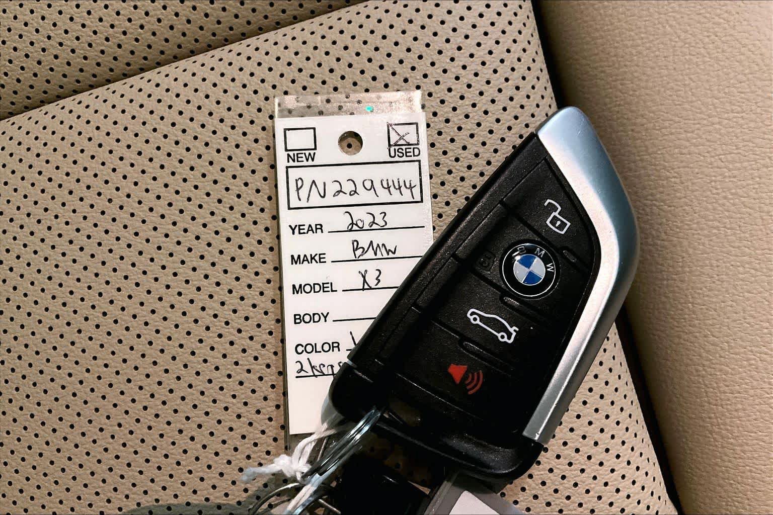 Used 2023 BMW X3 xDrive30i w/ Premium Package w/ZPA AWD/4WD image 14