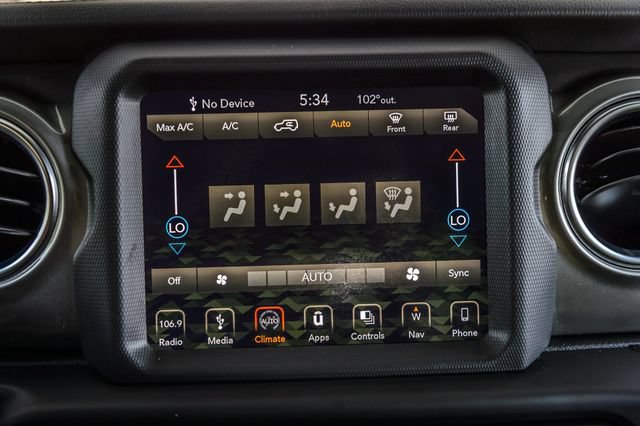 Used 2019 Jeep Wrangler Unlimited Sahara AWD/4WD image 20