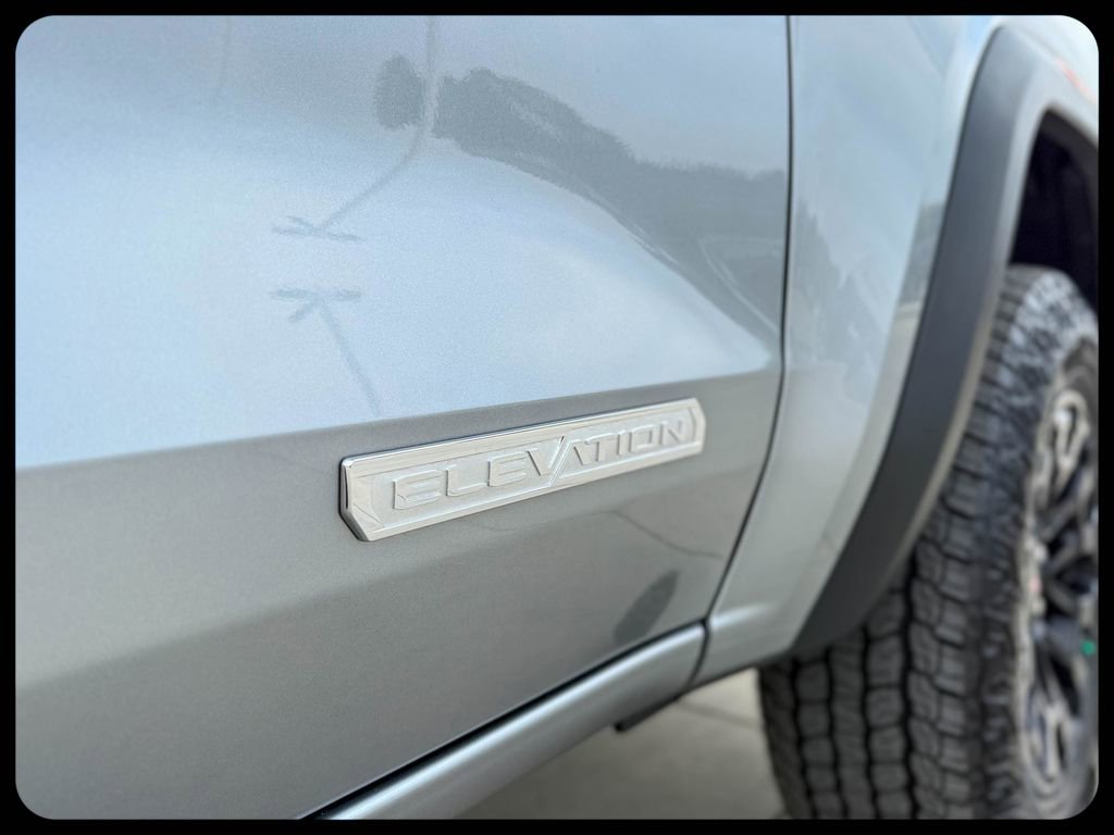 Used 2026 GMC Canyon Elevation w/ Convenience Package image 10