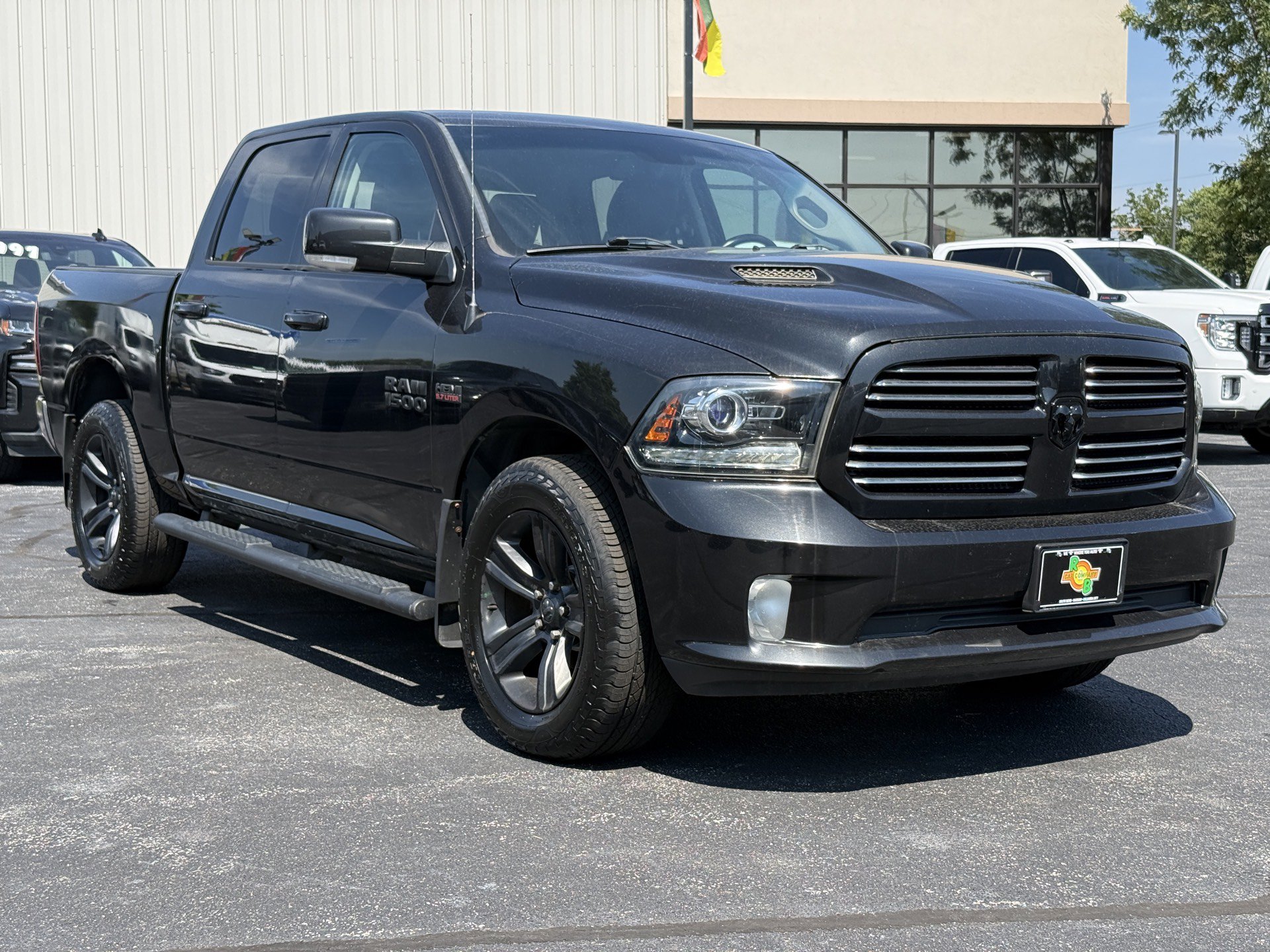 Used 2017 RAM 1500 Sport w/ Black Ram 1500 Sport Group AWD/4WD image 2